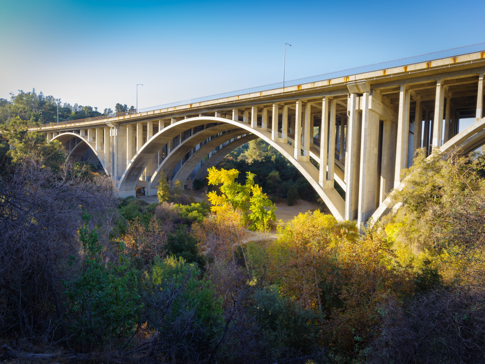 linen services in pasadena